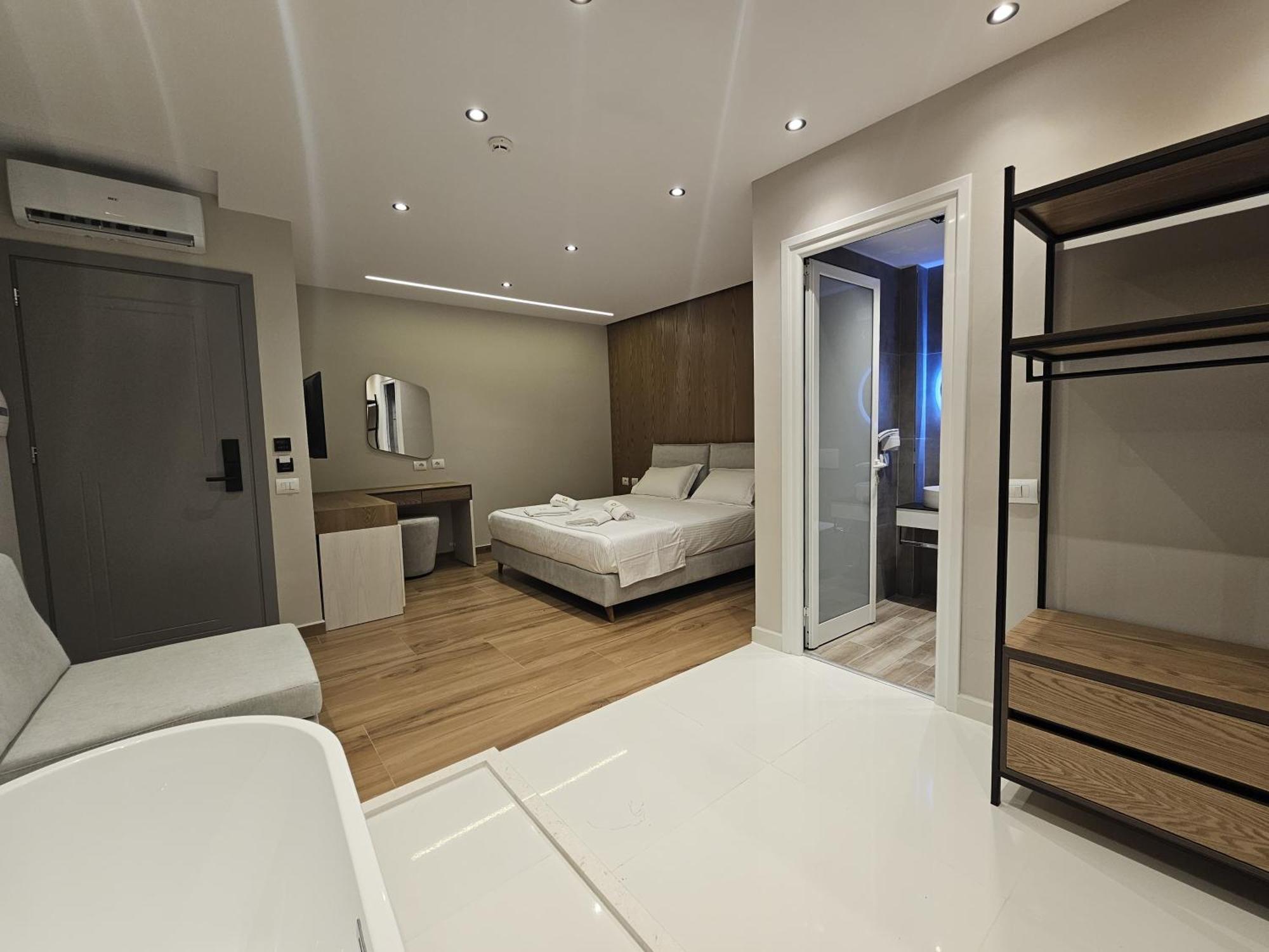 Diol 4* Ksamil