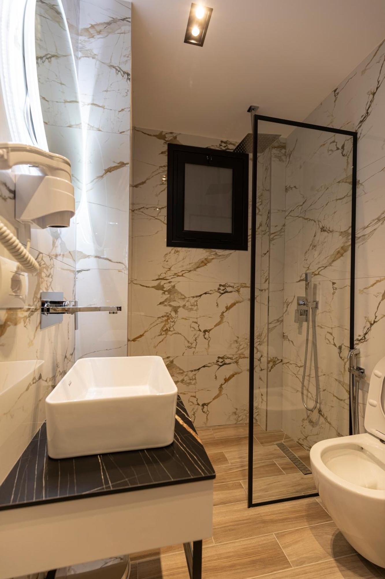 Diol Hotel 4*
